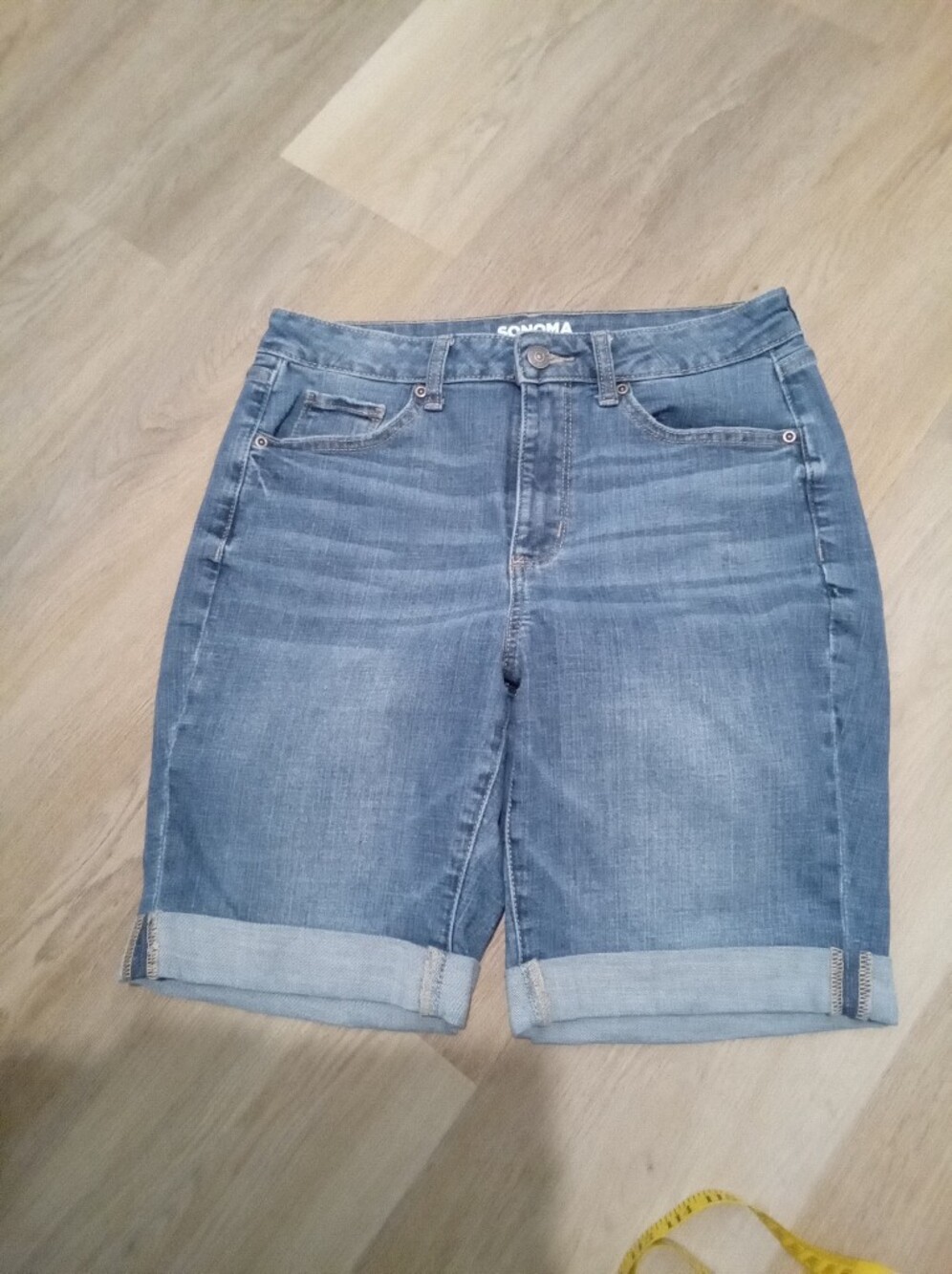 Sonoma Size 8 Light Blue Denim Bermuda Shorts with Cuffed Hem